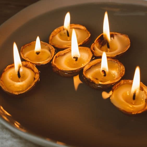 Floating Walnut Candle (pack Of 10)