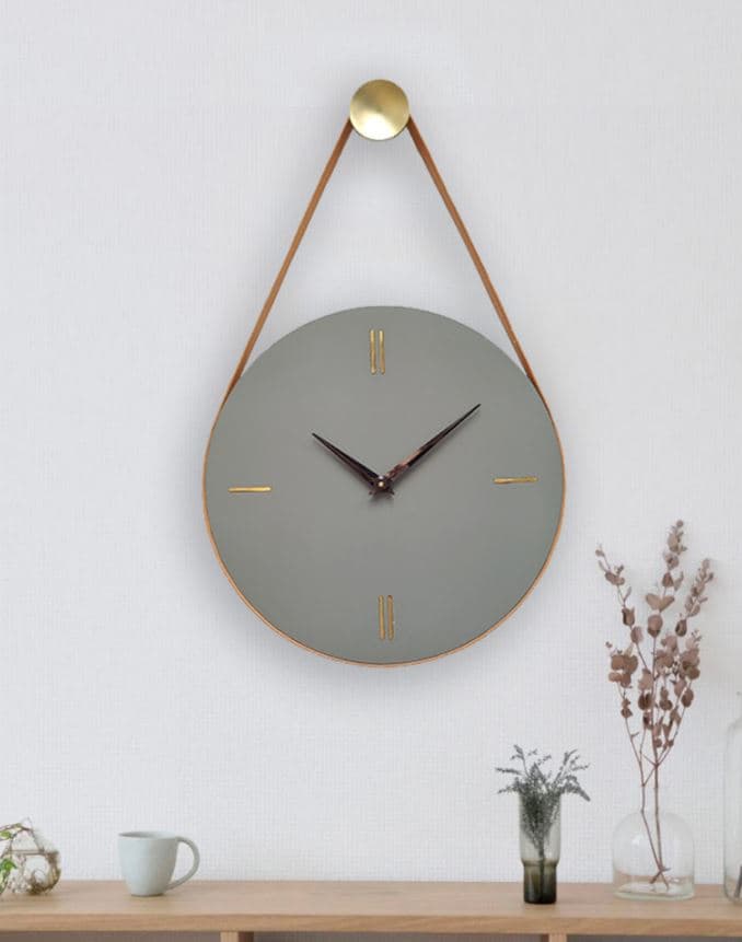 Antique Look Round Home Wall Clock - Image 2
