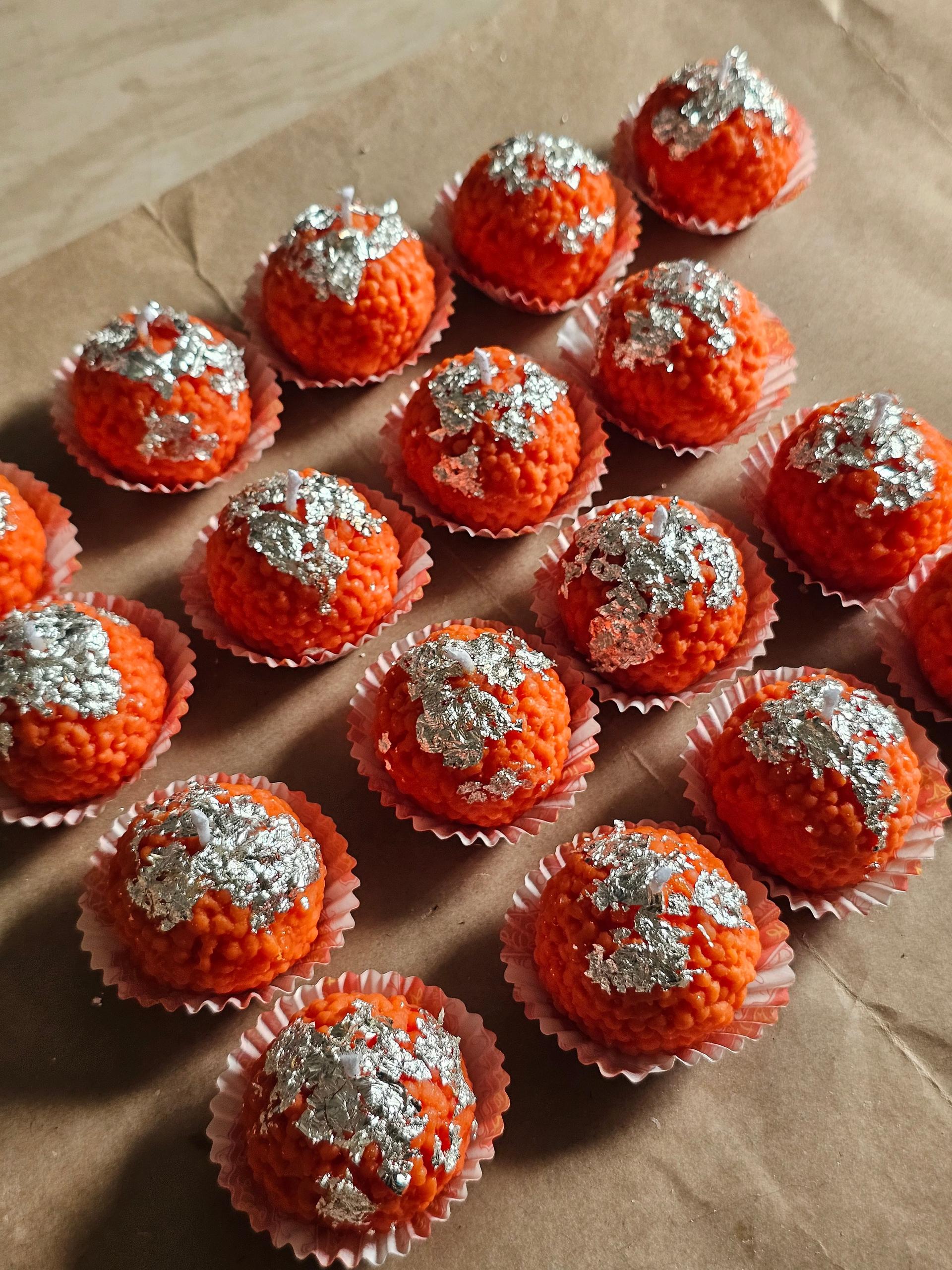 Delightful Motichur Laddu Candle - Image 3
