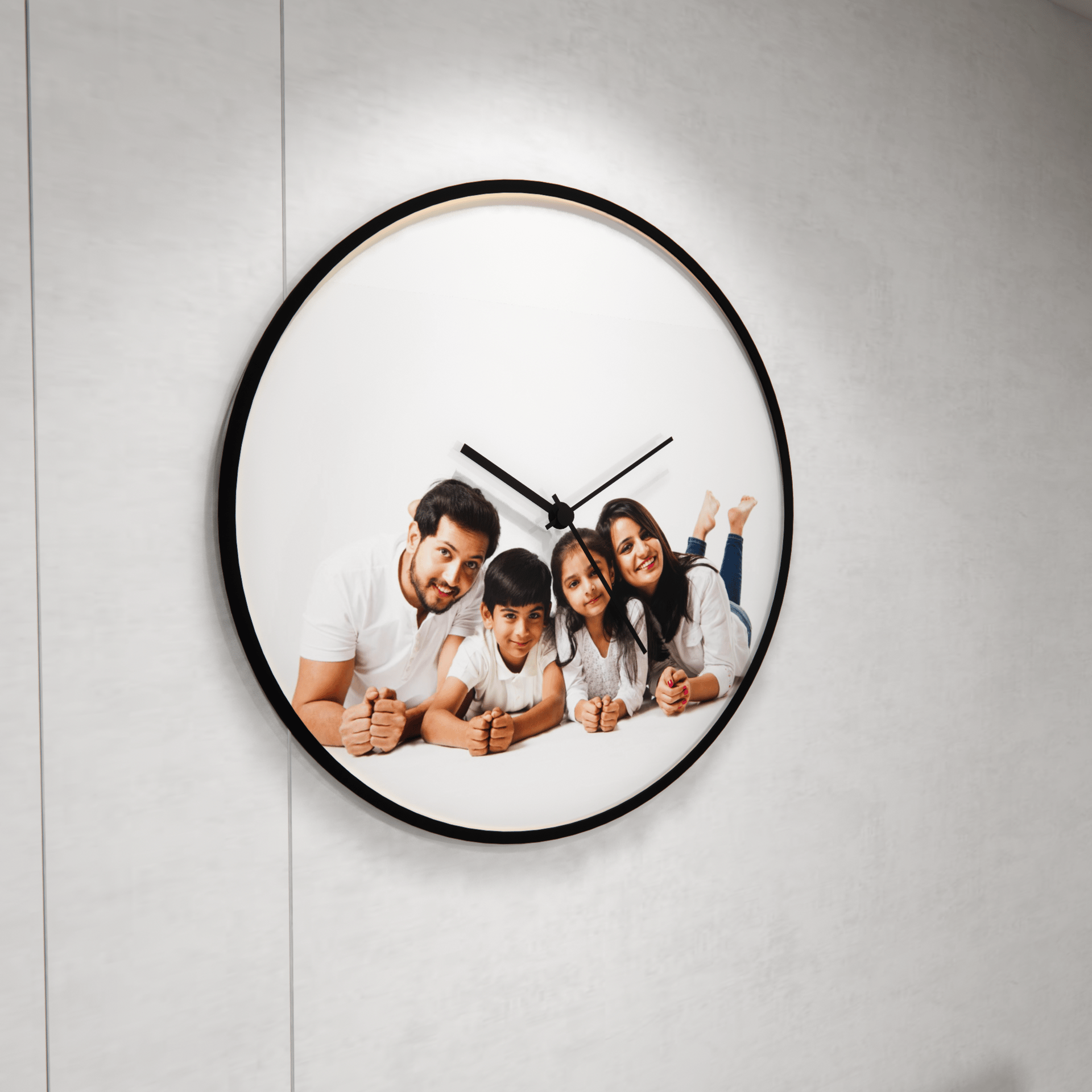 Personalize Your Time: Custom Wall Clocks - Image 3