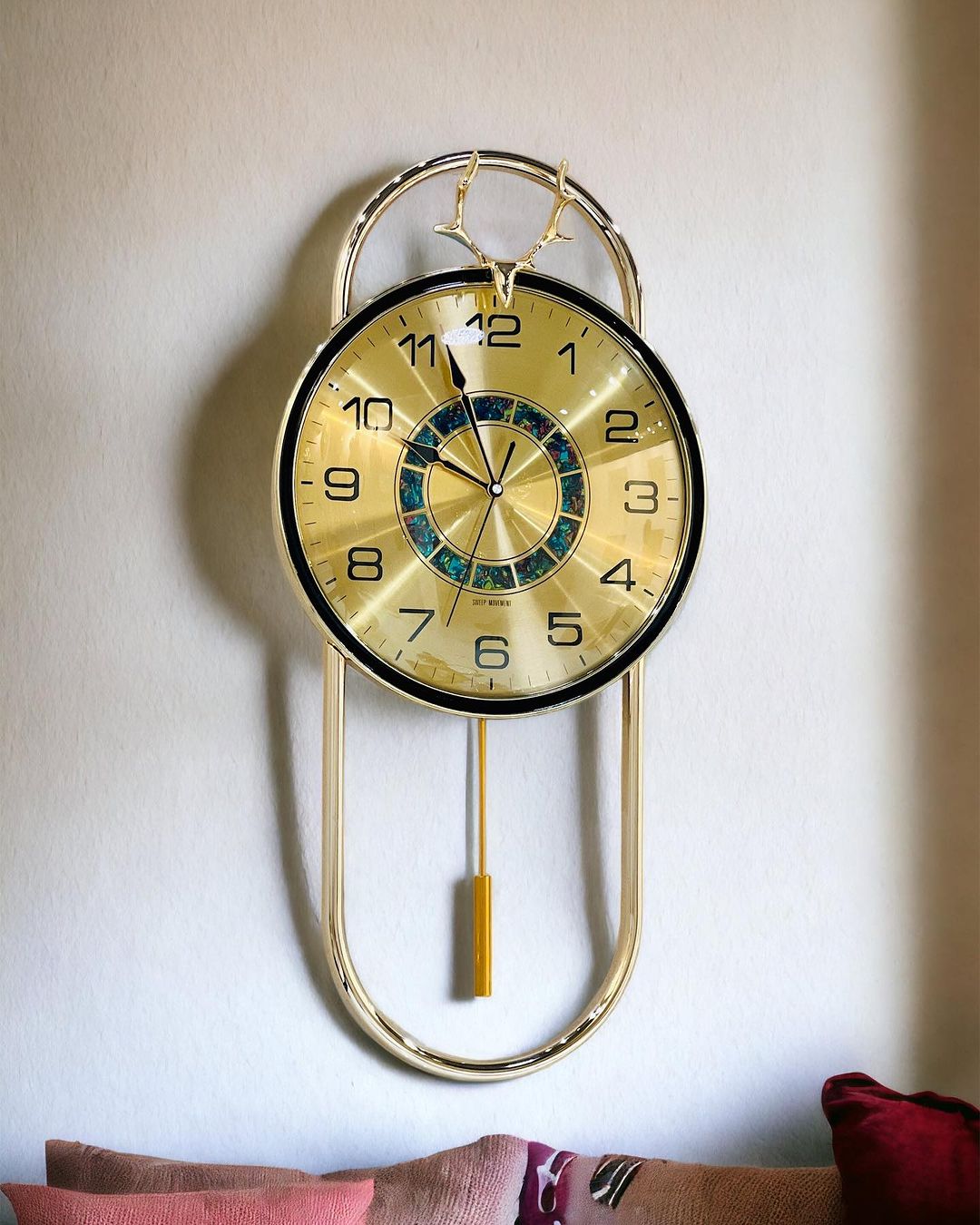 DECORATIVE GLASS HANGING METAL WALL CLOCK