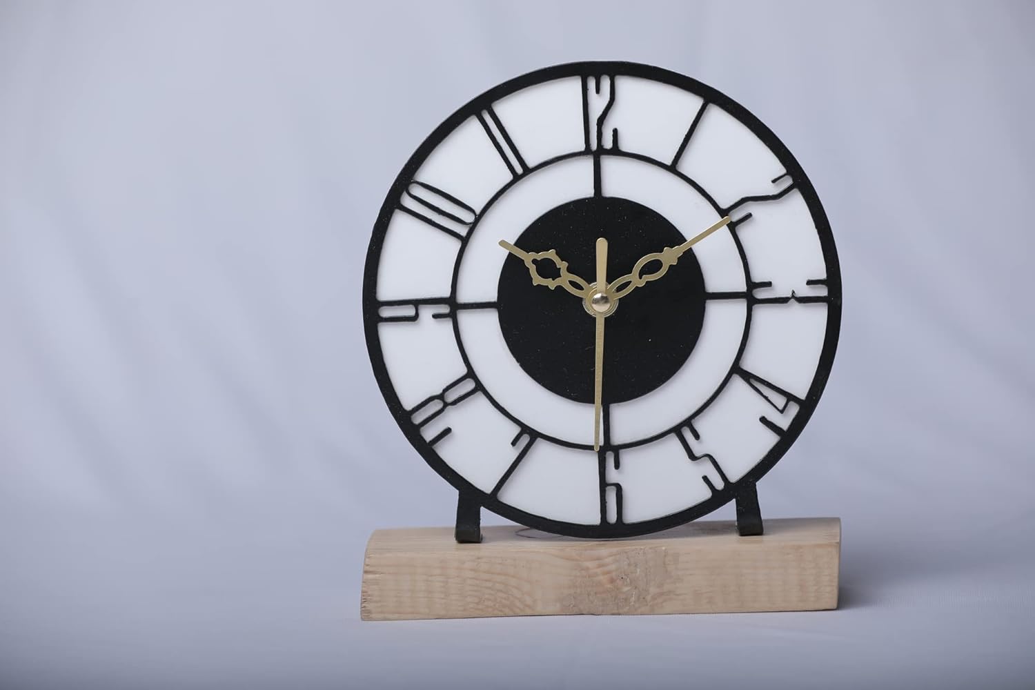 NUMERIC TABLE CLOCK