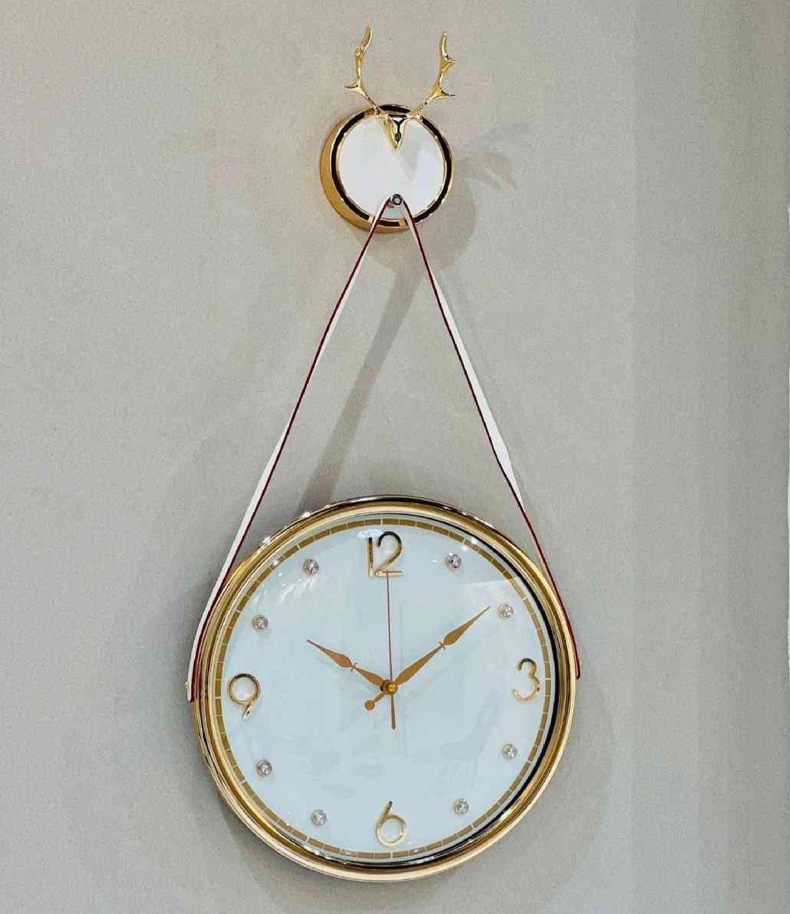 MODERN HANGING METAL CLOCK