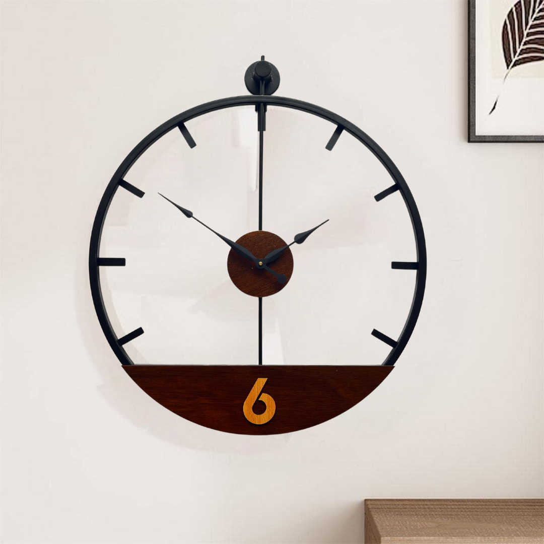 ANTIQUE HANGING WALL CLOCK