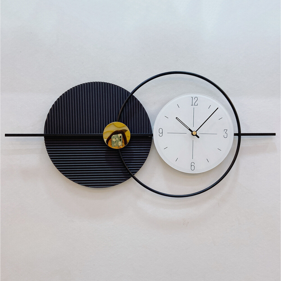 FANCY METAL WALL CLOCK ART