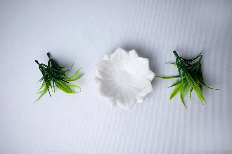 Marble Lotus Plate