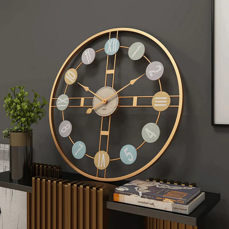 GOLDEN VINTAGE METAL WALL CLOCK